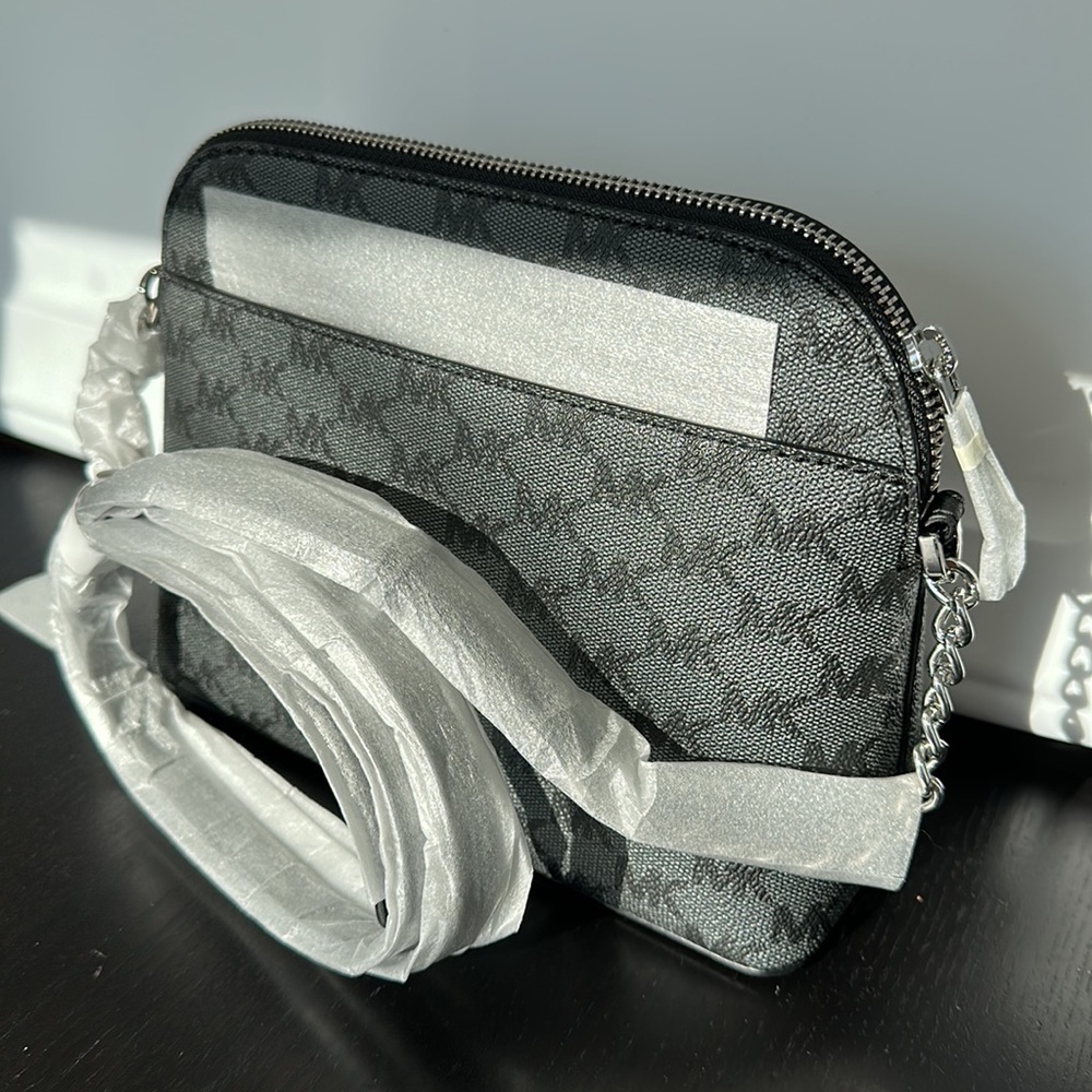 MICHAEL KORS CINDY DOME CENTER STRIPE CROSSBODY BAG - Picture 3 of 9